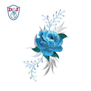 Broderie directe à chaud, usine de broderie personnalisée, écussons de broderie florale, emblème, badge, appliques pour uniforme - Product Image 4