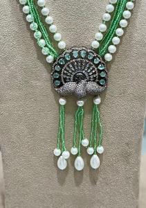 Conjunto de joyería de latón Kundan, collar y pendientes de estilo clásico con cuentas para bodas, compromisos y aniversarios - Product Image 5