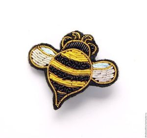 Broches en fil de bullion de fleurs personnalisées de la meilleure qualité avec épingle de sûreté, technique de broderie en dentelle, tissu en gros - Product Image 4