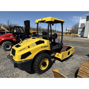 2025 BOMAG BW145D-5 <span class=keywords><strong>PL</strong></span> مدحلة طرق جديدة بحالة ممتازة سعة 3 طن للإنشاءات بمضخة هيدروليكية إيتون وكاواساكي وتروس كاواساكي - Product Image 2