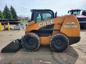 Minicargadora SR270B 2024 con Motor Kubota y Bomba KYB: Potencia de Elevación Radial de Alto Rendimiento para Sitios de Trabajo Modernos - Product Image 6