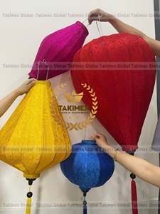 โคมไฟไหมเวียดนามแบบดั้งเดิมขายดี ตกแต่งแขวนกลางแจ้งด้วยไม้ไผ่ สำหรับเทศกาลคริสต์มาสและเทศกาลตรุษจีน - Product Image 3