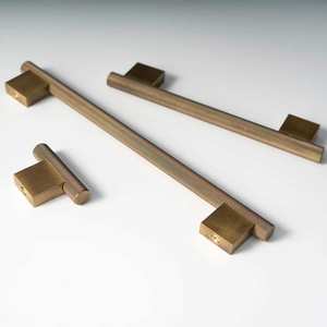 Manijas de Puerta de Latón Antiguo y Tiradores de Cajón de Cobre, Material de Latón y Cobre Macizo Vintage, Herrajes Metálicos Hechos a Mano - Product Image 4