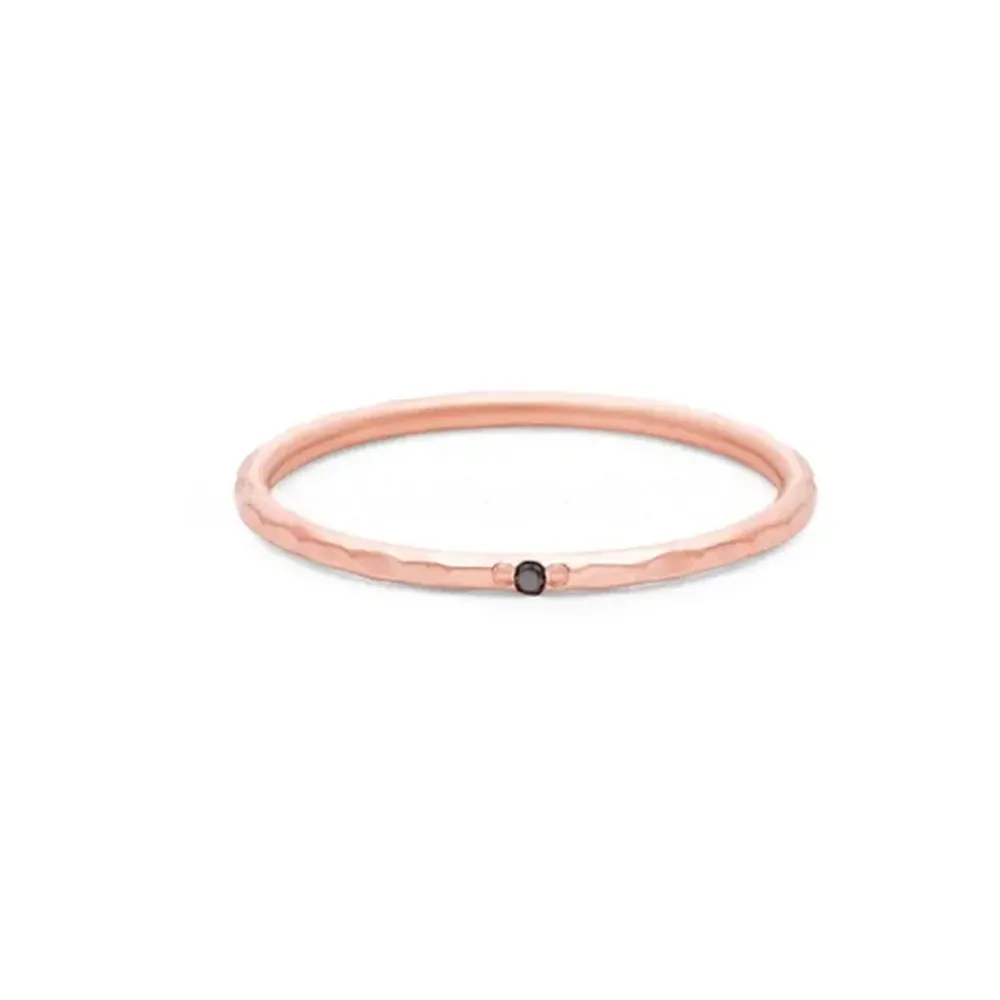 Solide 18K Martelé Or Rose Minimaliste Noir Diamant Délicat À La Main Bague de Fiançailles En Gros de Bijoux En Or