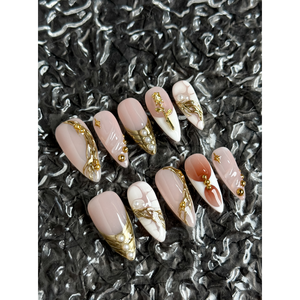Ongles press-on Golden Rose Elegance, design élégant pour nail art - Product Image 1