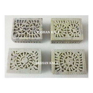 Boîtes à bijoux rectangulaires en pierre de savon naturelle de haute qualité, design attrayant et varié, sculptées à la main en forme de feuille, pour cadeaux d'affaires - Product Image 1