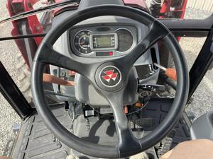 Tractor Agrícola Massey Ferguson 4608 Usado del 2013, 80HP con Motor, Caja de Cambios y Bomba para Uso Agrícola - Product Image 4