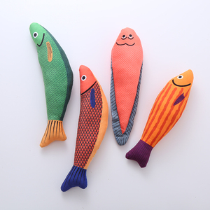 Custom <span class=keywords><strong>New</strong></span> Design Sea Animals Série gato hortelã som pequeno peixe forma pelúcia catnip gato brinquedo - Product Image 3