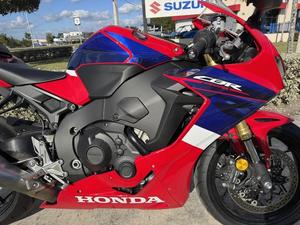 Moto CBR1000RR 2024 - Product Image 5