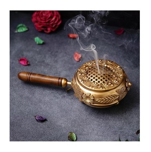 Quemador de Incienso de Lujo Estilo Árabe para Decoración del Hogar, Porta Incienso de Metal Dorado para Bakhoor - Product Image 3