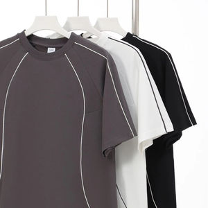 เสื้อยืดแฟชั่นแขนสั้นสำหรับผู้หญิงใหม่แผ่นรองไหล่ไม่สมมาตรเสื้อไม่มีสายรัดตกแต่งแบบอัดพลีทฤดูร้อนแสนหวาน - Product Image 2