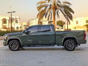 Camionnette Toyota Tundra Crewmax Limited neuve/d'occasion, transmission automatique - Product Image 2