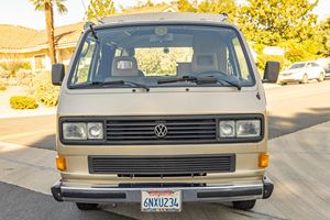 Volkswagen Vanagon GL d'occasion de 1987 - Product Image 1