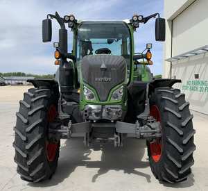 Tracteur Fendt 2023 VARIO 4x4 720-Puissance agricole intelligente avec pompe d'entraînement à engrenages 209HP et boîte de vitesses pour des performances polyvalentes - Product Image 6