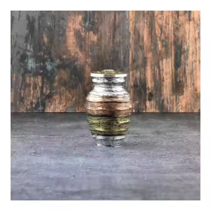 Urnes souvenir en métal pour cendres humaines Urne souvenir en aluminium de haute qualité Urne souvenir gravée pour crémation funéraire - Product Image 1