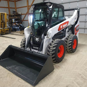 Chargeur compact Bobcat S76, équipement de construction compact, chargeur frontal robuste pour l'aménagement paysager et la manutention de matériaux - Product Image 1