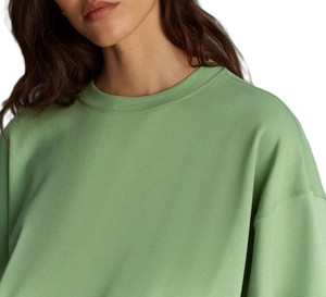 Camiseta de cuello redondo cuadrada de gran tamaño con ajuste relajado personalizado de la mejor calidad, Camiseta holgada verde Matcha activa con tu propio logotipo - Product Image 5