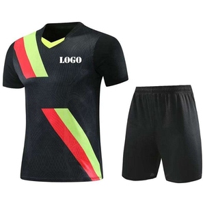 Conjunto de Uniforme de Fútbol Personalizado con Impresión Digital, Transpirable, para Verano, de Primera Calidad, 100% Poliéster, Pakistán - Product Image 3