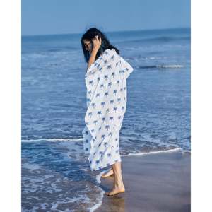 Caftán Elegante Casual de Talla Única con Estampado de Palmeras, Vestido de Verano Transpirable con Decoración Calada, Largo hasta el Suelo para Ocio y Fiestas - Product Image 4