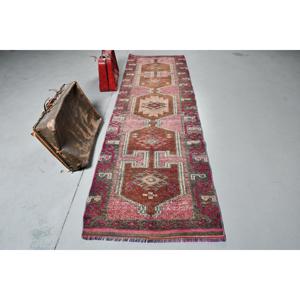 3.1x10.7 ft Rug, Vintage Turkish Rug, <b>Red</b> Herki <b>Wool</b> Rug - Product Image 1