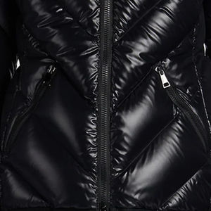 Veste matelassée personnalisée pour homme avec logo sur le devant - Imperméable et coupe-vent - Product Image 5