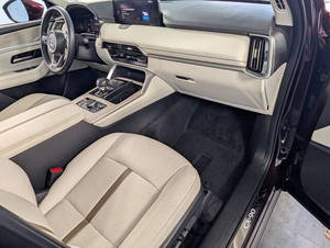 Mazda CX-90 3.3 Turbo Premium Plus 2024 Usado en Excelentes Condiciones - Product Image 3