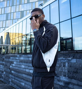 Ensemble de survêtement décontracté en coton noir et blanc pour homme, veste à cordon de serrage et pantalon de jogging respirant et léger - Product Image 4