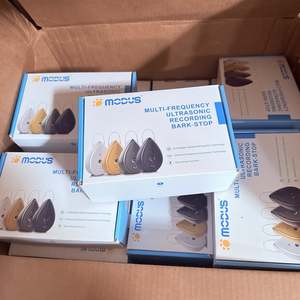 Dispositivo di controllo ricaricabile Anti-abbaiare personalizzato in plastica ad ultrasuoni corteccia di cane bracciale vari colori disponibili - Product Image 6