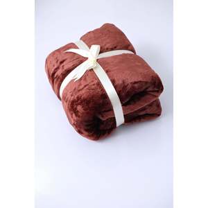 Couvertures en polaire corail Pecan, confortables et douillettes, essentiels pour la maison - Product Image 2