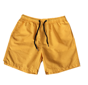 กางเกงขาสั้นชายหาดกีฬาของผู้ชายกางเกงขาสั้นแห้งเร็วเป็นมิตรต่อสิ่งแวดล้อมสไตล์ลำลองสีทึบผลิตใหม่2025 - Product Image 1