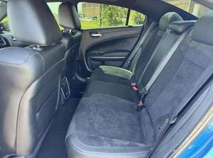 OFFRE : SEDANS 4 PORTES SCAT PACK 2023 D'OCCASION EN EXCELLENT ÉTAT POUR LA VITESSE ET DES PERFORMANCES GÉNÉRALES AMÉLIORÉES - Product Image 4