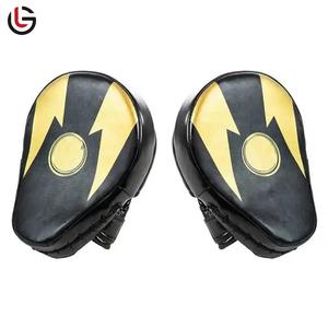 Guantes de enfoque con logotipo personalizado de alta calidad, guantes de entrenamiento de boxeo y lucha de cuero PU, nuevo diseño superior - Product Image 5