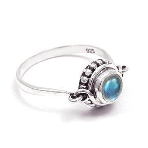 Luxurious Design 925 Sterling Silver Natural <b>Labradorite</b> Gemstone <b>Ring</b> for Ladies Jewelry Wedding Wear Fine Fashionable Jewelry - Product Image 1