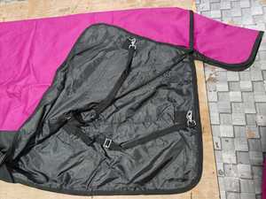 Offre Spéciale 1200D équestre imperméable hiver cheval tapis Combo 50 grammes fibre détachable cou couverture de participation personnalisé OEM/ODM - Product Image 3