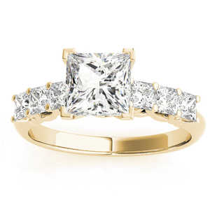 Anillo de Compromiso con Corte Princesa de Diamante en Oro Amarillo de 14K con Diamante de 1.30ct - Product Image 1