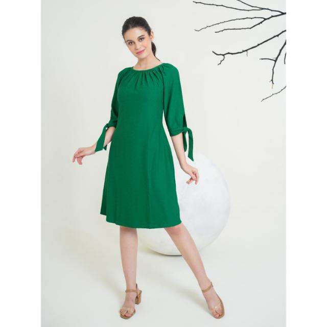 สีเขียว