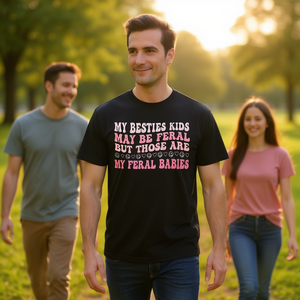 T-shirt My Besties Kids May Be Feral, girocollo nero, unisex, taglia adulto SMLXLXXL - Product Image 3