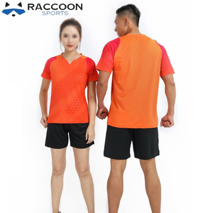 Concevez votre propre ensemble de vêtements de sport pour homme, uniforme de tennis de haute qualité, séchage rapide, respirant, couleurs et logo personnalisés, Raccoon Sports - Product Image 2