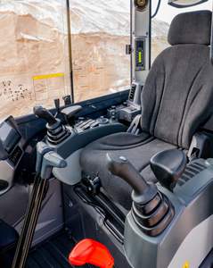 Pour SWE 35UF Mini Excavator 18 kW Moteur 0.11m Capacité du godet - Product Image 1