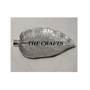 Plateau de service en feuille de la meilleure qualité fait à la main en aluminium en forme de feuille plateau de vanité plat en feuille à des prix abordables - Product Image 4