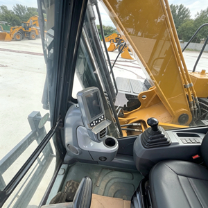 Excavadora Caterpillar 320D2L usada en buen estado, original de Japón, excavadora de cadenas de 20 toneladas para construcción y minería. - Product Image 6