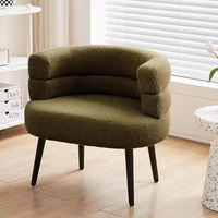 Fauteuil ottoman sur mesure en gros, revêtement en velours offrant une douceur qui ne se laisse pas tromper par le puissant squelette métallique à l'intérieur, nouveauté