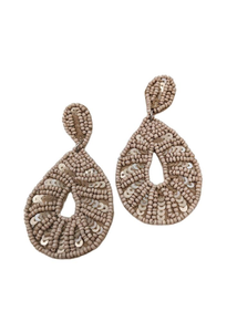 Boucles d'oreilles pendantes classiques à triple trèfle, ornées de perles en forme de goutte d'eau, perles de qualité, dos en feutre disponible, fuchsia - Product Image 4