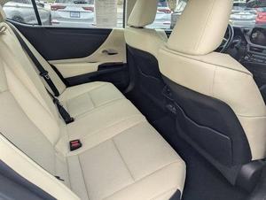 Utilisé 2022 Lex-us ES 300h 300H - Product Image 3