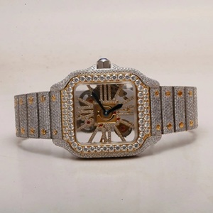 Montre tendance business pour hommes Nouveau design Carré Moissanite Marquise Coupe brillant VVS Clarté Diamants Acier inoxydable Verre glacé - Product Image 1