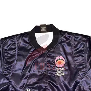 Blouson aviateur décontracté en satin avec patchs à motifs multiples Blouson aviateur en satin personnalisable avec patchs cousus pour la vente en gros - Product Image 5