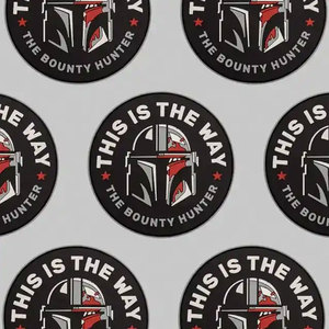 Badges professionnels en PVC de haute qualité Logo personnalisé Badges en PVC souple Nouveau style Tissu sergé décoré de perles - Product Image 5