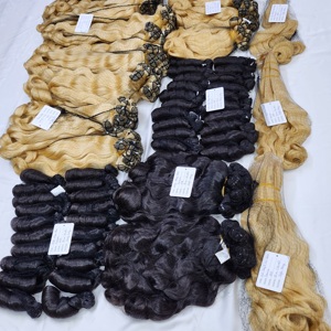 Extensions de cheveux humains vierges en vrac, double trame, 50 cm, blond clair, légèrement ondulées, tissage de cheveux indiens - Product Image 6