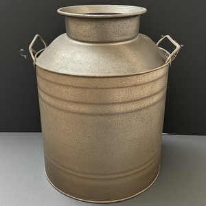 Lata de leche galvanizada de estilo rústico hecha a mano, acabado Gris Premium para cocina, jardín al aire libre, cafetería, interiores de granja - Product Image 1