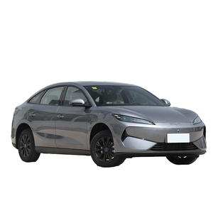 Vehículo Eléctrico Inteligente 2025, Sedán de 520 km de Autonomía, 4 Puertas, 5 Plazas, Nueva Energía - Product Image 3